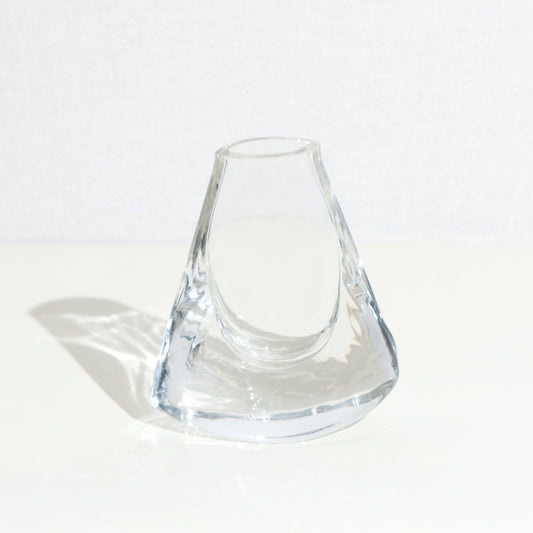 GLASS VASE SWAY