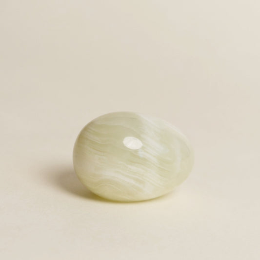 EGG OBJECT ONYX GREEN